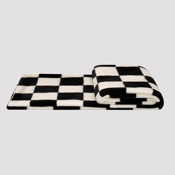 Retro Checkerboard Bath Towels