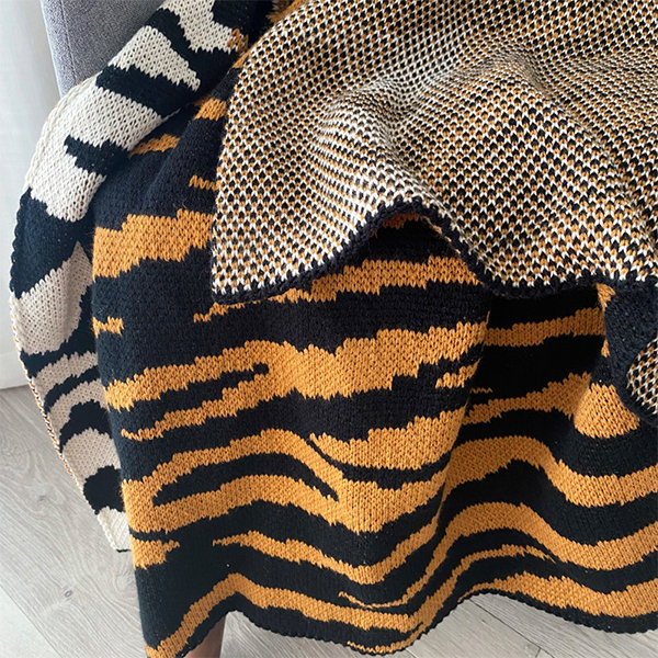 Tiger Pattern Blanket Acrylic Fiber from Apollo Box