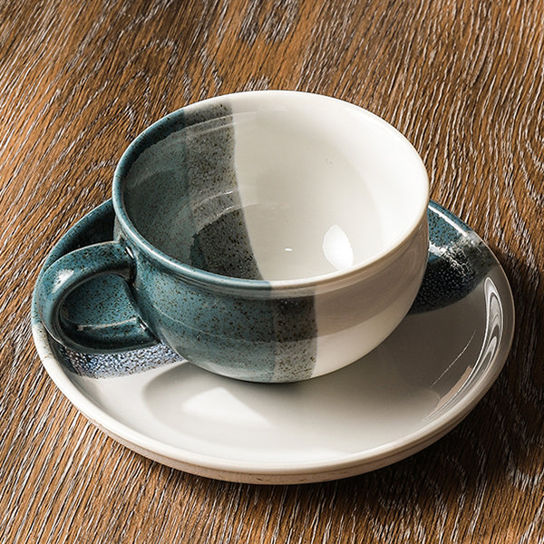 Silver Coffee Cup and Saucer Set - Ceramic - ApolloBox