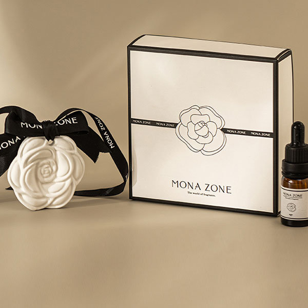 Camellia Shape Aromatherapy Pendant - Gypsum - 3 Scents Available