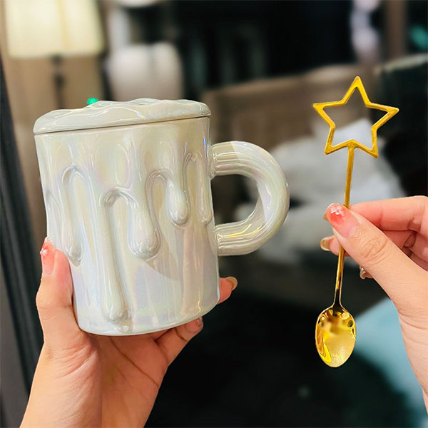 3D Cat Mug and Spoon from Apollo Box