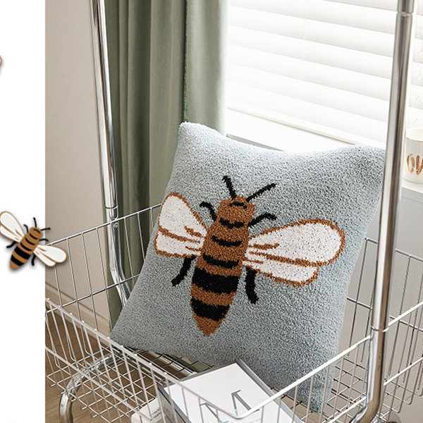 Bee Blanket - Cute Bee Gifts for Women Bee Lovers- Bee Throw Blankets -  Bees Cozy Soft Kawaii Cartoon Plush Yellow Blanket - Christmas Birthday  Gifts