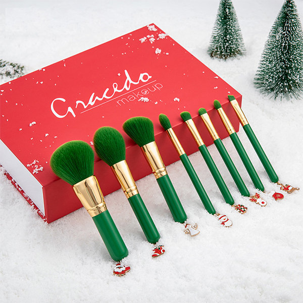 Christmas Green Makeup Brush - Aluminum - Wood - Nylon Wool