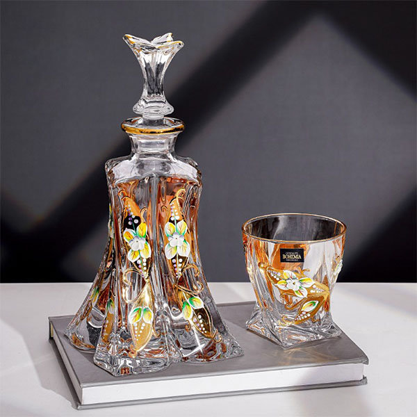 Crystal Glass Square Cup - ApolloBox