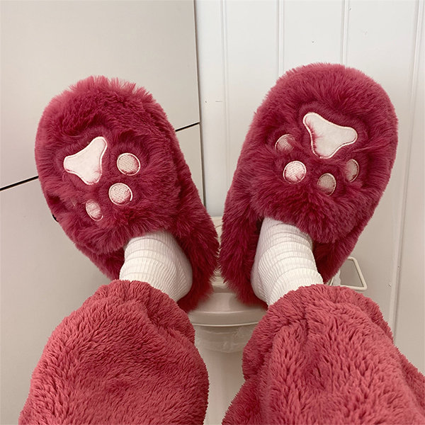Fluffy Cat Claw Slippers – Big Squishies