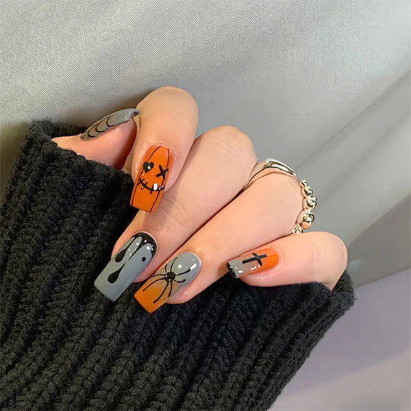 Easy DIY Halloween Nail Art | Scout and Poppy