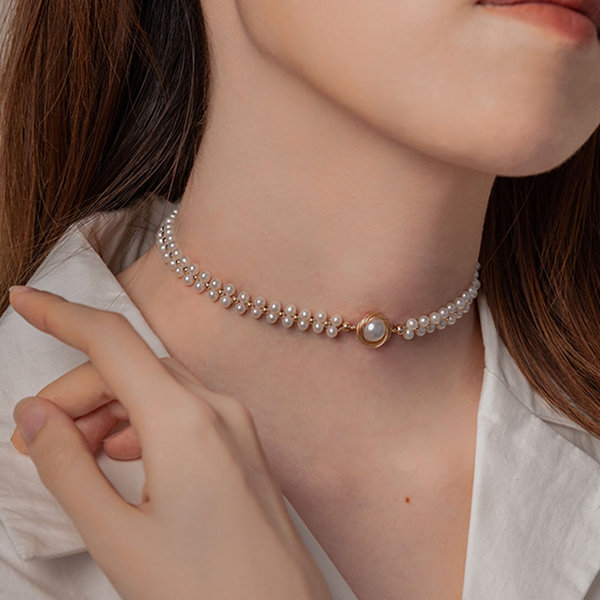 Double Layered Drop Emerald Diamond Setting Statement Necklace – PRERTO  E-COMMERCE PRIVATE LIMITED