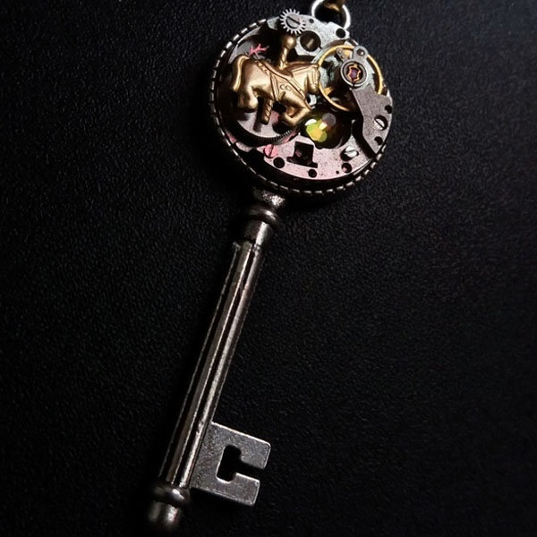 Fashion Zinc Alloy Keychain For Men, Vintage Steam Punk Keychain