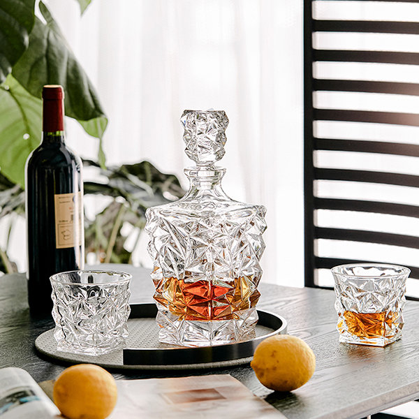 Transparent Creative Whiskey Decanter Set Bottle with 2 Wine