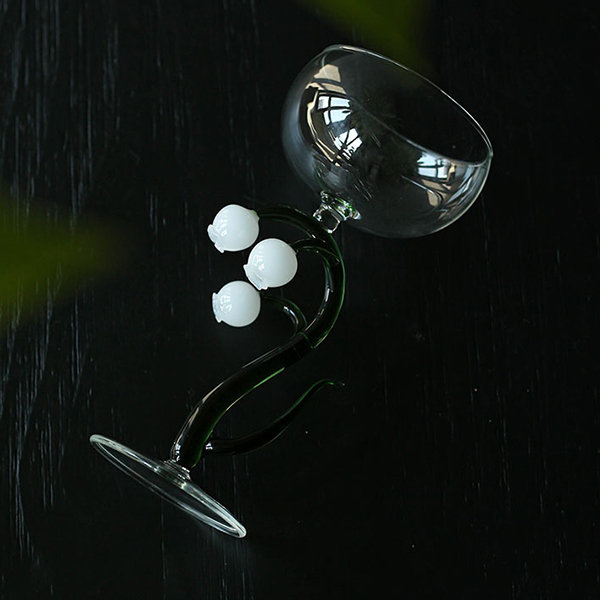 Lily Of The Valley Wine Glass - ApolloBox