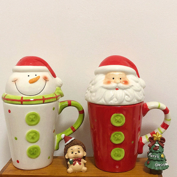 3D Penguin, 3D Hole in the Wall, Christmas Mug Wrap