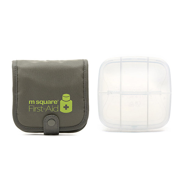 Portable Mini Medicine Storage Box, 4 Grids Square Sealed Medicine Box  Travel Pill Organizer,Small Pill Box,Portable Medicine Vitamin Holder  Container Moisture Proof,for Travel,for Home