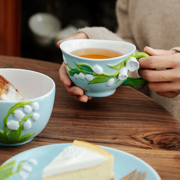 Butterfly Floral Ceramic Tableware - Mug - Bowl - Plate - ApolloBox