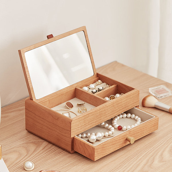 Cubic Handbag/Jewelry Box from Apollo Box