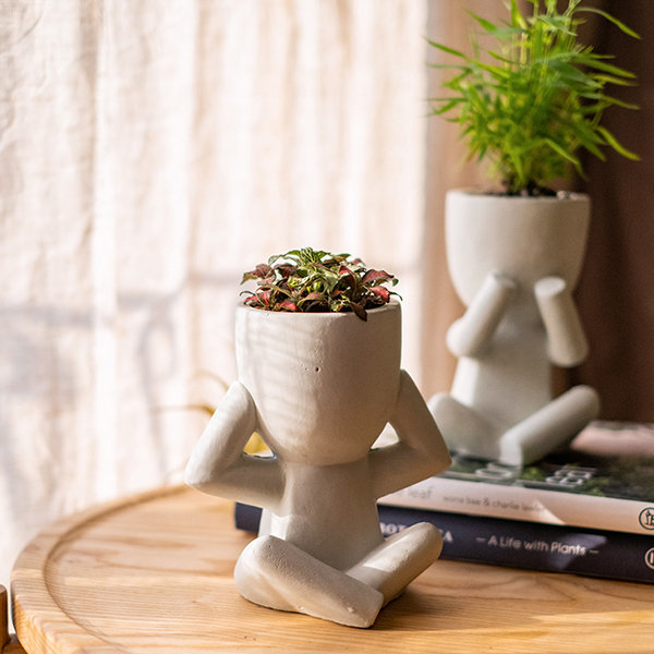 Figurine Planter - Cement - White - ApolloBox