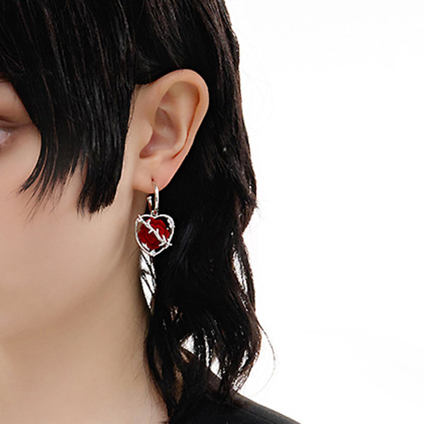 Poker Clock Copper Stud Earrings Sliver Ear Needles Fashion tfn Heart  Personality Red & Black Zircon Geometry Earrings Jewelry _ - AliExpress  Mobile