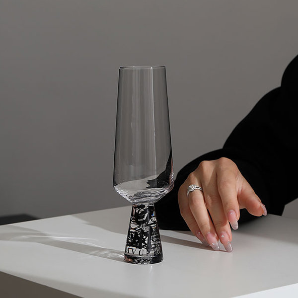 Textured Hexagonal Clear Wine Glass Set Of 5 Vintage Glassware