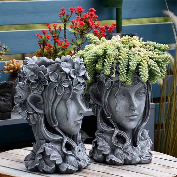 Lady Planter - Resin - Gray - ApolloBox