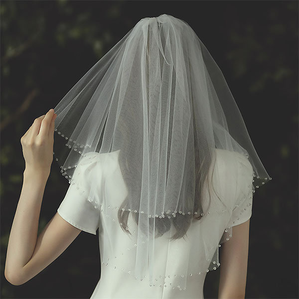 ApolloBox Ultra Long Pearl Wedding Veil