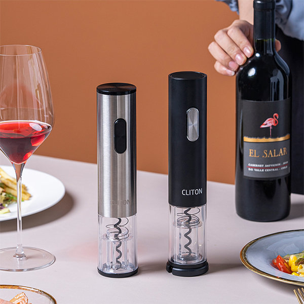 Electric Red Wine Opener - Silicone - Black - Silver