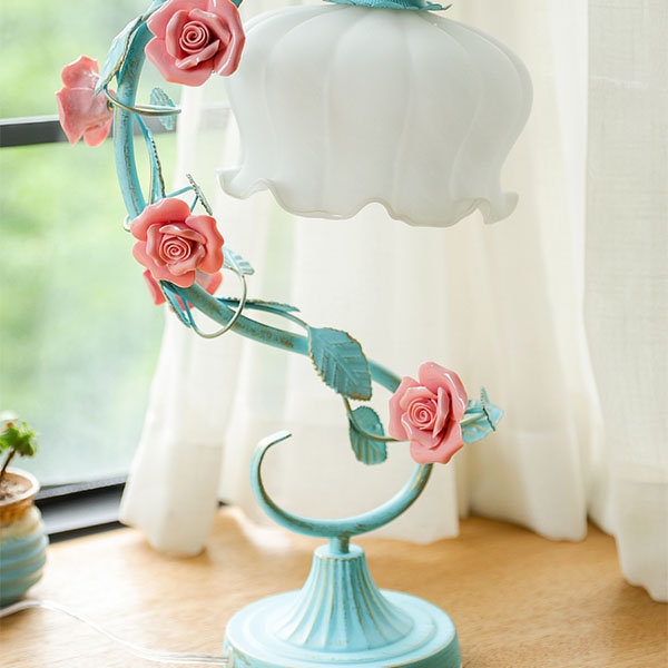 Vintage Romantic Table Lamp - Iron - Glass - Ceramic - Green - Blue