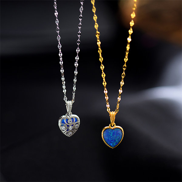 Louis Vuitton Ceramic LV Chain Links Pendant Necklace - Brass Chain,  Necklaces