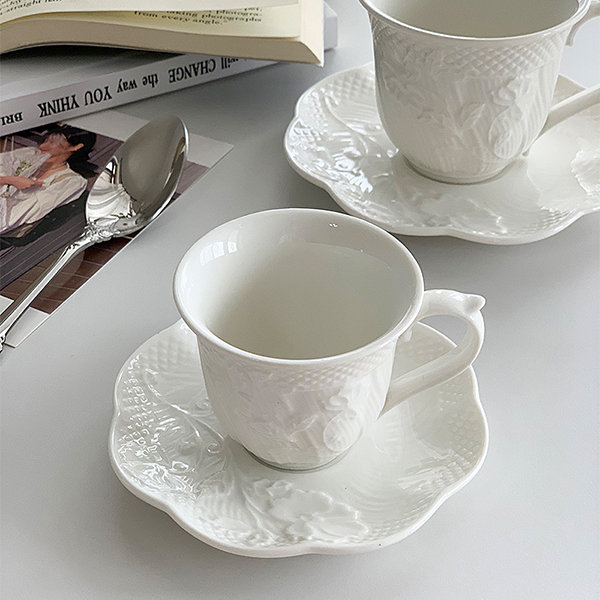 Simple Coffee Cup & Saucer Set, Creative White Ceramic Cup