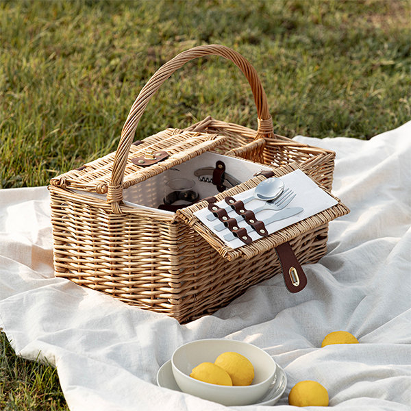 Budget picnic accessories