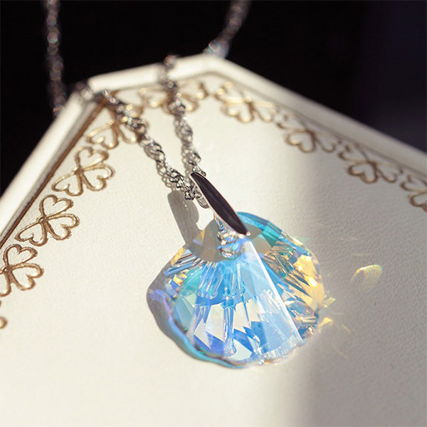 Iridescent Shell Necklace - Crystal