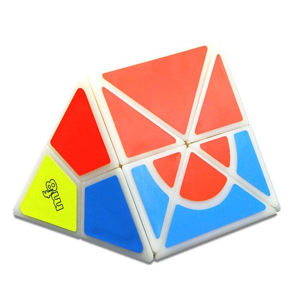 Rubik's cube triangle