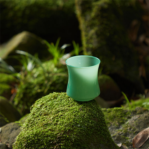 Pretty Bamboo Hat Shaped Cup from Apollo Box