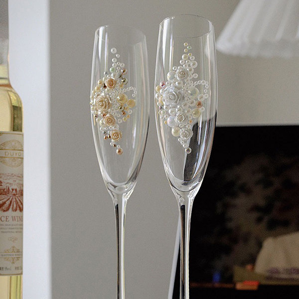 Minimalist Champagne Glasses - Set of 2 - Tulip Shape from Apollo Box