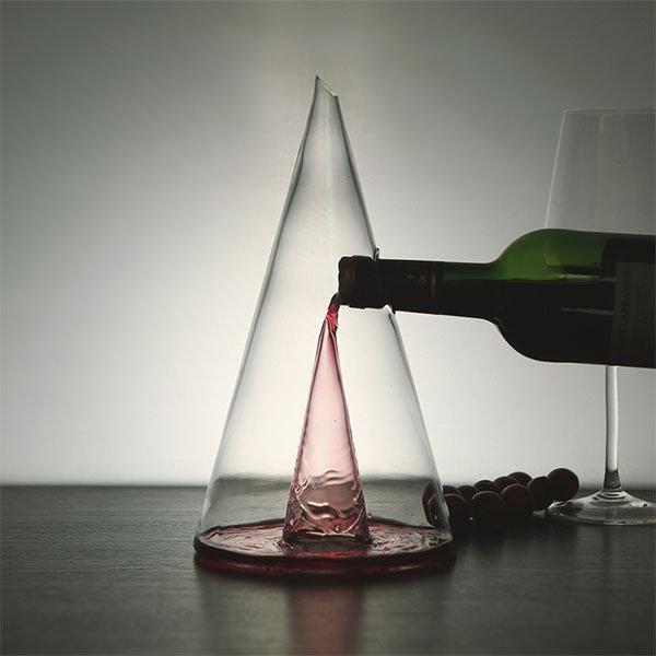 Pyramid Wine Decanter - Glass - 2 Sizes