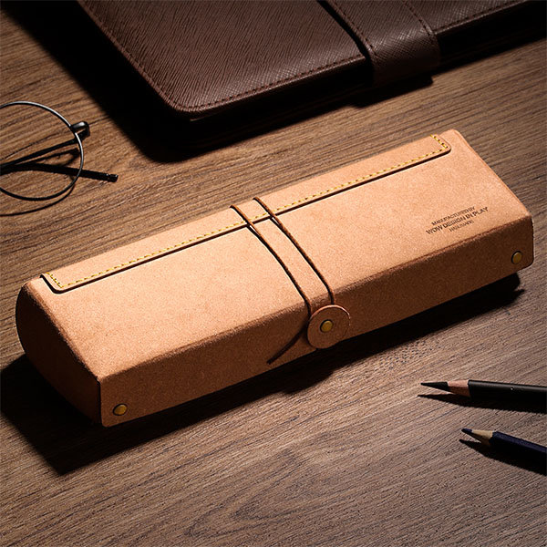 Retro Pencil Case - Leather - ApolloBox