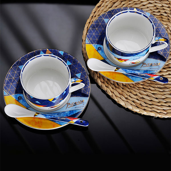 Silver Coffee Cup and Saucer Set - Ceramic - ApolloBox