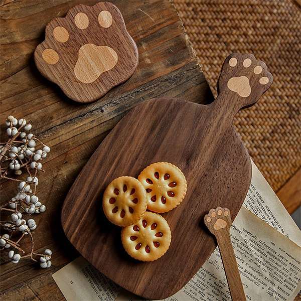 Rustic Bear Cutting Board