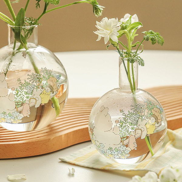 Rabbit Glass Vase - Nature-inspired Beauty - Captivating Display