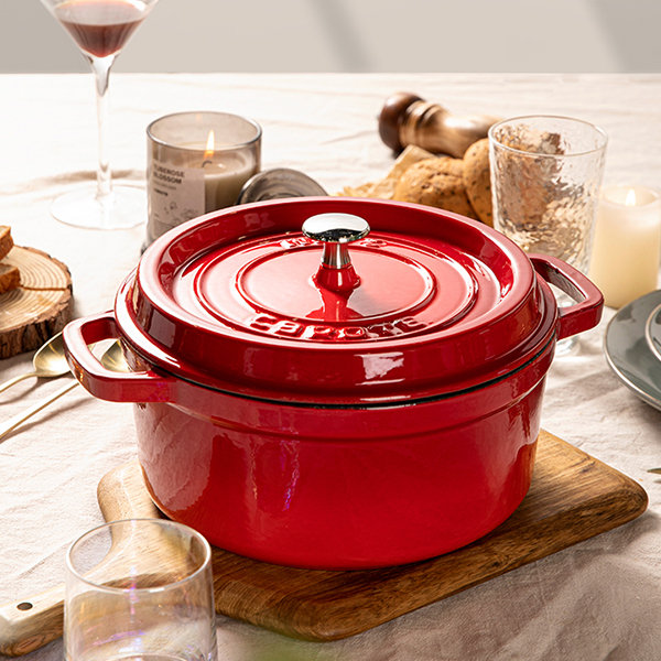 Enamel Cast Iron Pot - Red - Every Dish a Masterpiece - ApolloBox