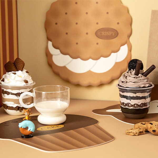 Cute Dessert Insulated Placemat - Artificial Leather - Anti-Slip Design