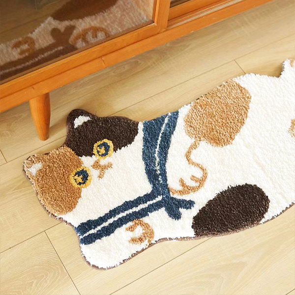 Funny calico cat rug for bedside