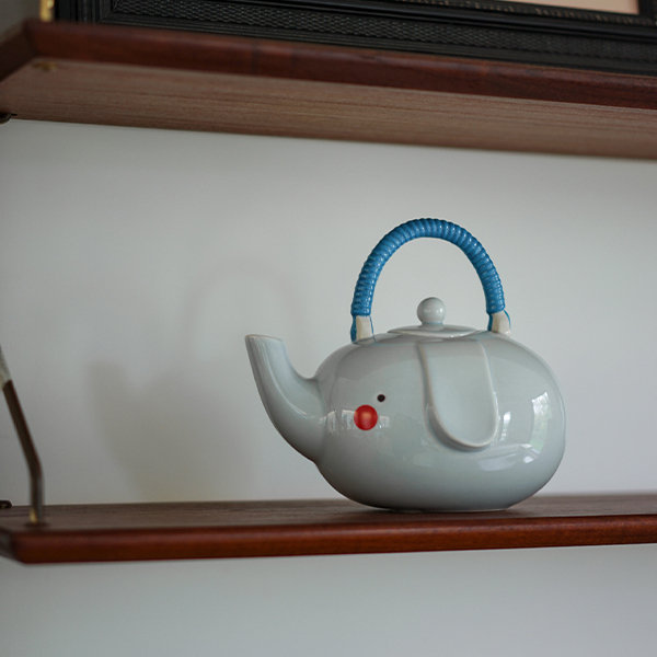 Adorable Elephant Teapot - Ceramic - 32.5 oz Capacity from Apollo Box