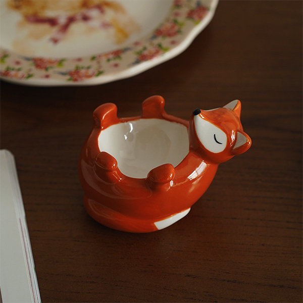 Fox Shaped Ceramic Egg Tray - Perfect For Animal Lovers - ApolloBox