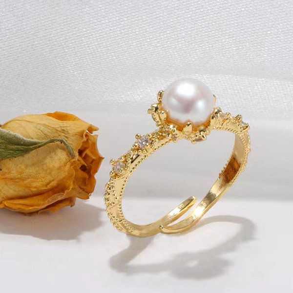 Pretty Golden Southsea Pearl Diamond Ring (Blossom Design)