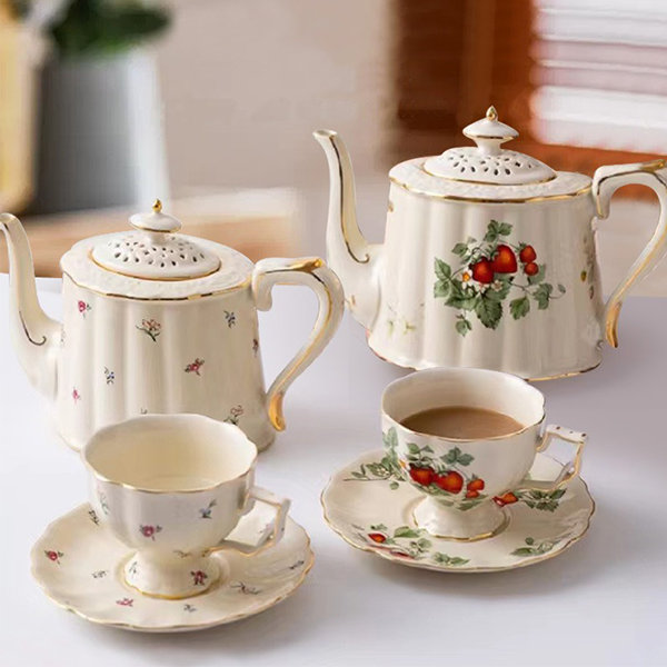 Noble Ceramic Tea Set - Strawberry - Flower - Gold Trim Design - ApolloBox