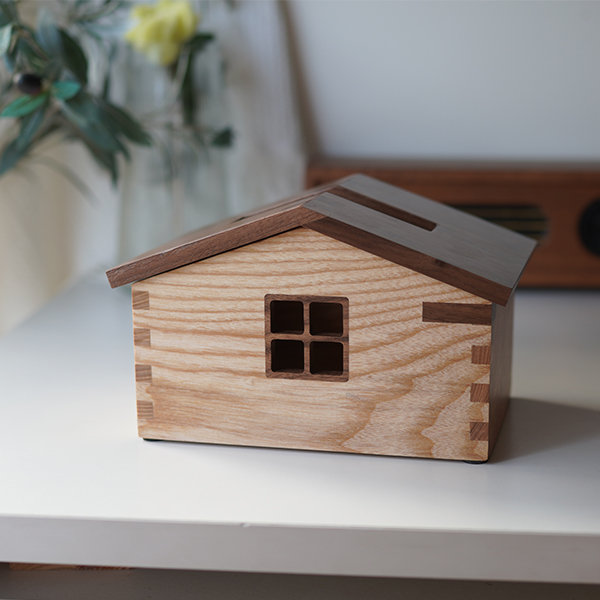 House Style TIssue Box - Black Walnut Wood - Cherry Wood - ApolloBox