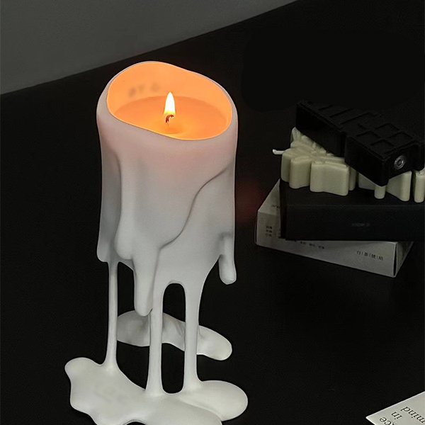 Melting Design Creative Candle - Soy Wax - Distinctive Flowing