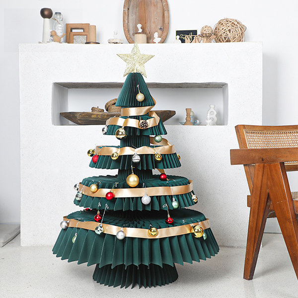 How To Make A Felt Christmas Tree - With a Touch of Luxe
