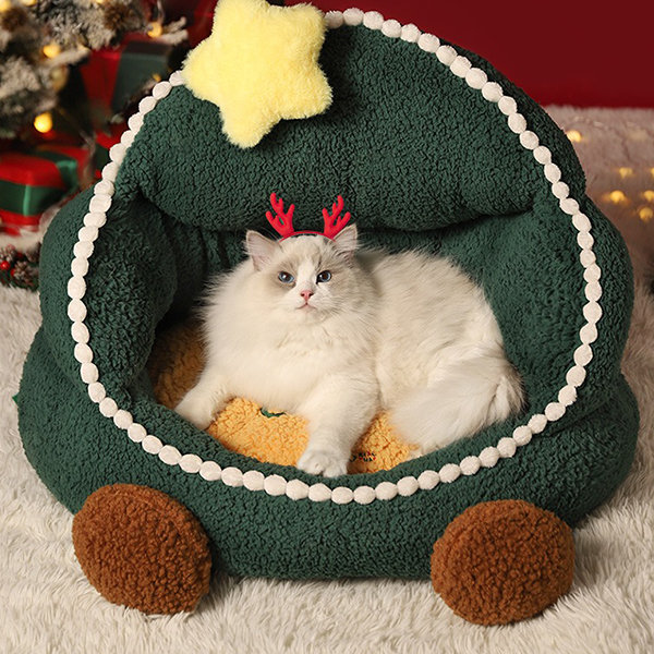 Cat bed clearance christmas tree