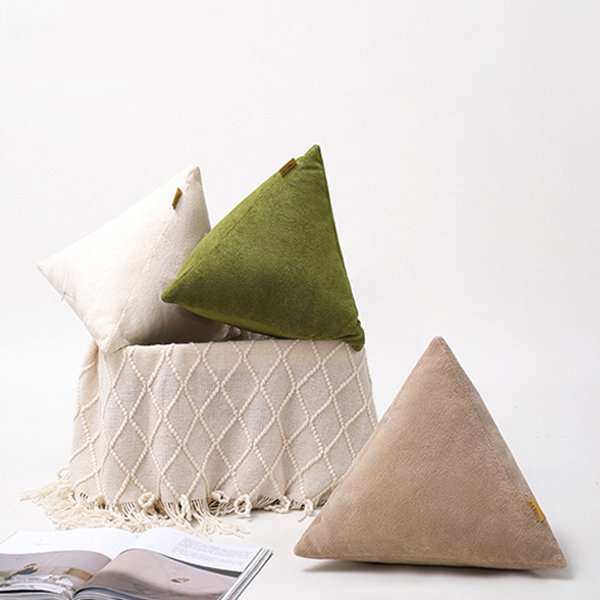 Triangle shop support pillow