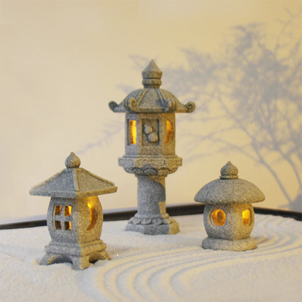 Miniature Stone Lantern Decor - Zen Garden Ambiance - Serene Tabletop Accessory